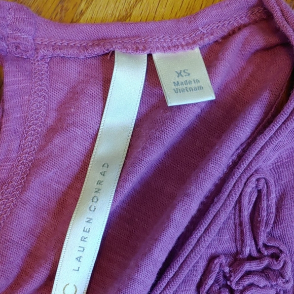 Bundle of tanktops - Picture 7 of 8